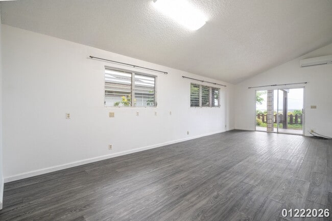 Photo - 94-707-707 Kamalo St