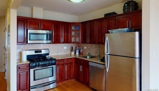 Photo - 1002 E 35th St Condo Unit 4
