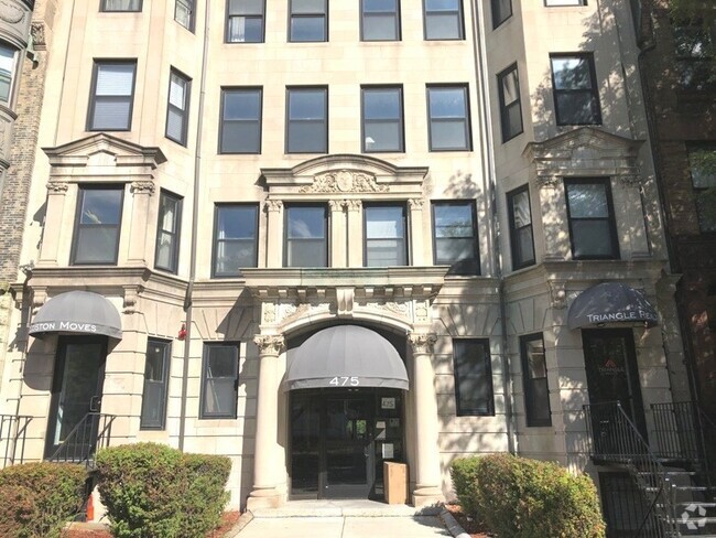 Building Photo - 479 Commonwealth Ave Unit 2 Rental