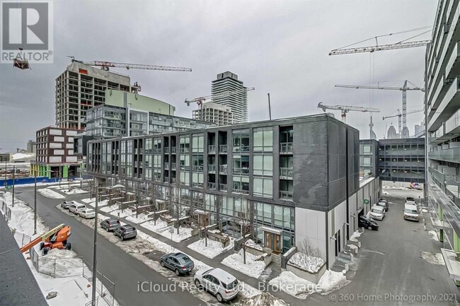 Photo - 35 Rolling Mills Rd Unité S456