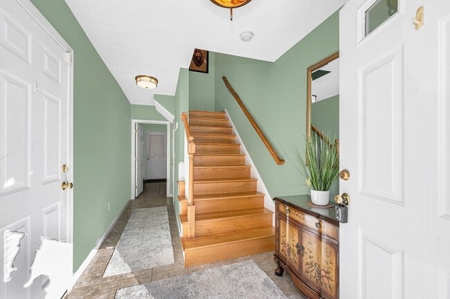 Photo - 262 Littleton Rd