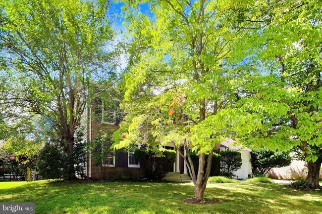 Building Photo - 991 Farm Haven Dr