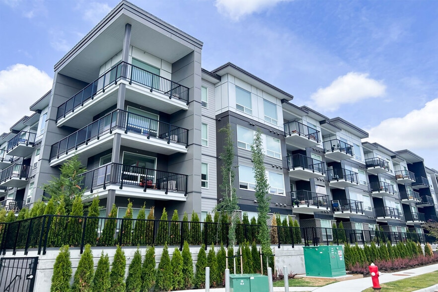 Lincoln Apartments