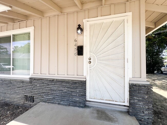 Photo - Inviting Duplex Just 5 Minutes from Sac State