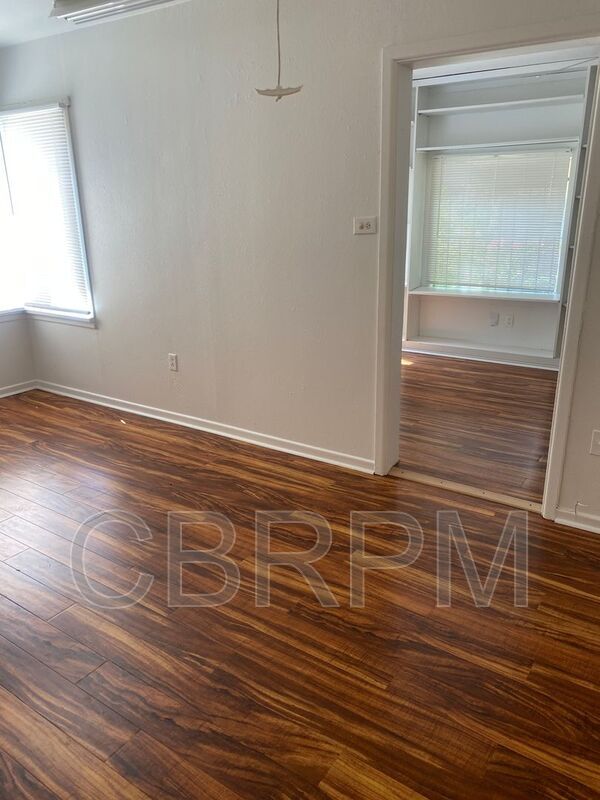 Photo - 2422 23rd St