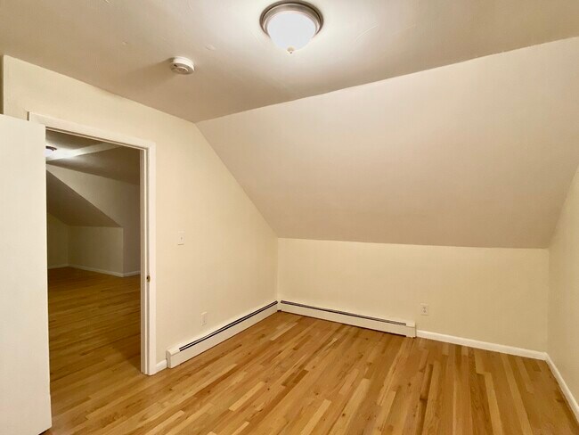 185 Beacon St Unit 2