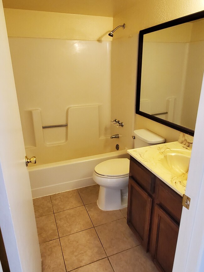 Photo - 125 Lee Ave Unidad A