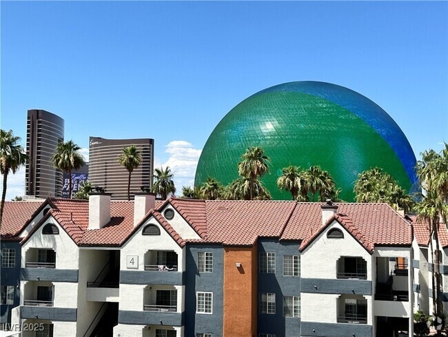 Building Photo - 210 E Flamingo Rd Unit 322 Rental