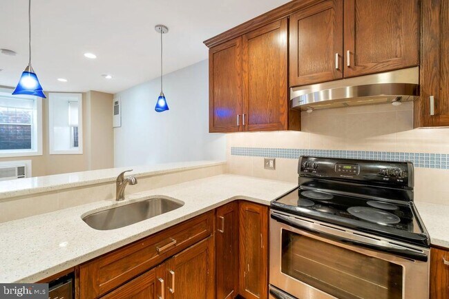 Photo - 1415 Chapin St NW Unit LL1