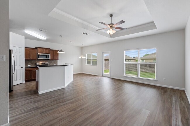 Photo - 8011 Fieldstone Dr