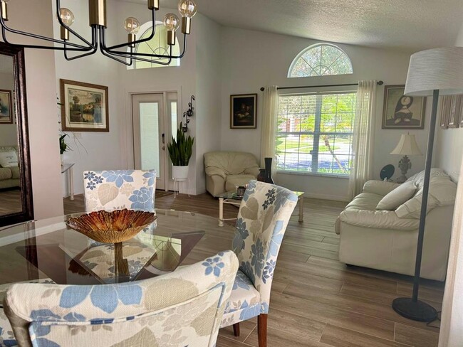 Photo - 13607 Budworth Cir