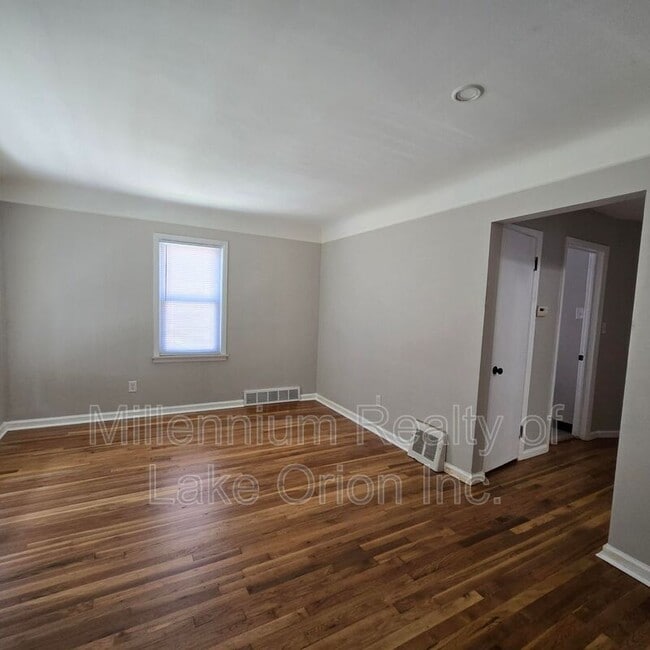 Photo - 136 W Princeton Ave