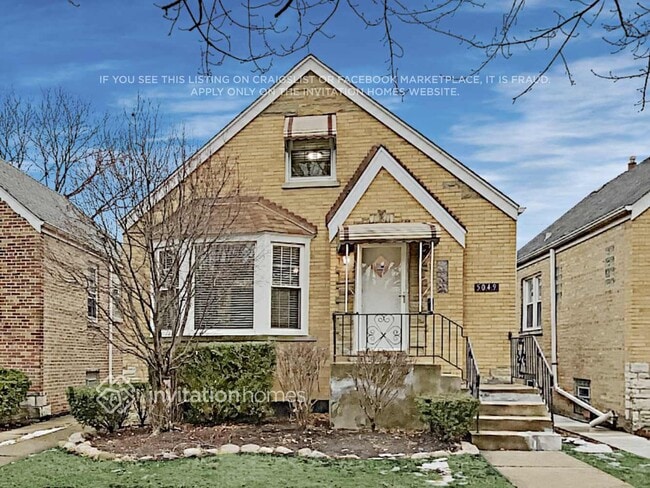 Building Photo - 5049 N Newcastle Ave