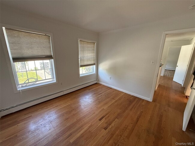 24 Wood St