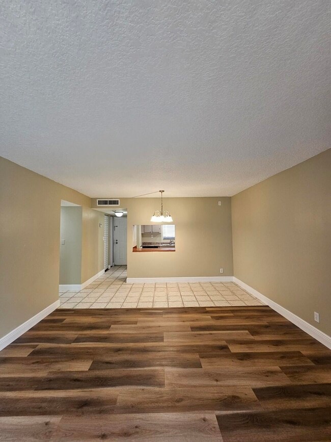 Building Photo - 1700 N Congress Ave Unit 206