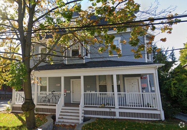 Building Photo - 12 Harris St Unit 1 Rental