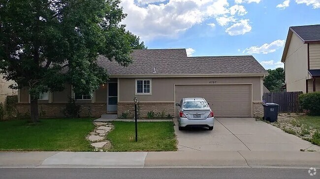 Building Photo - 4787 Sunvalley Dr Rental