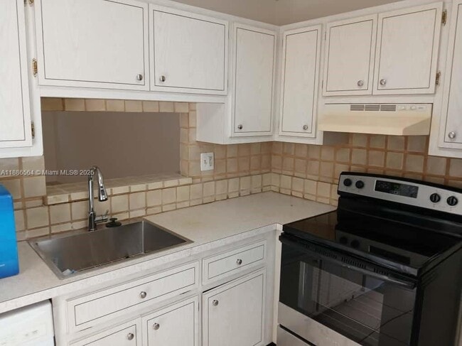 Photo - 5181 W Oakland Park Blvd Unit 103