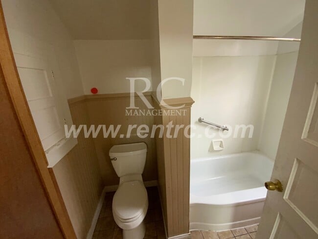 Photo - 411 Anderson-