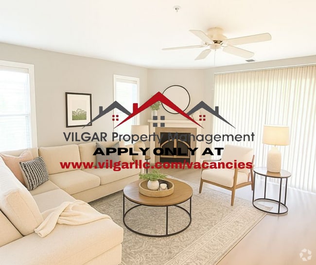 Building Photo - New & Updated! 2BR/2BA w/ Fireplace, Garag... Unit First flr  1511 Rental