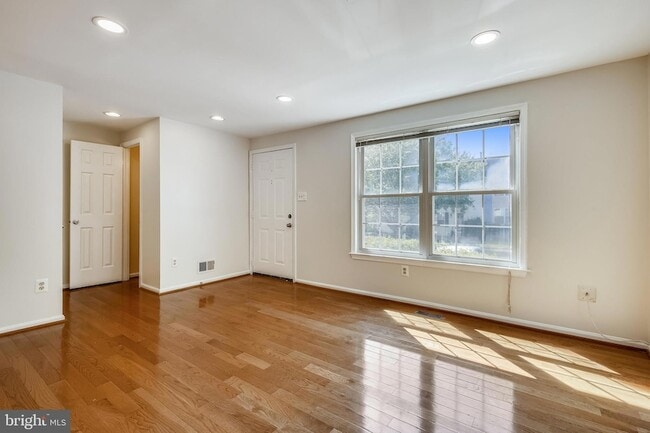 Photo - 3032 Braxton Wood Ct