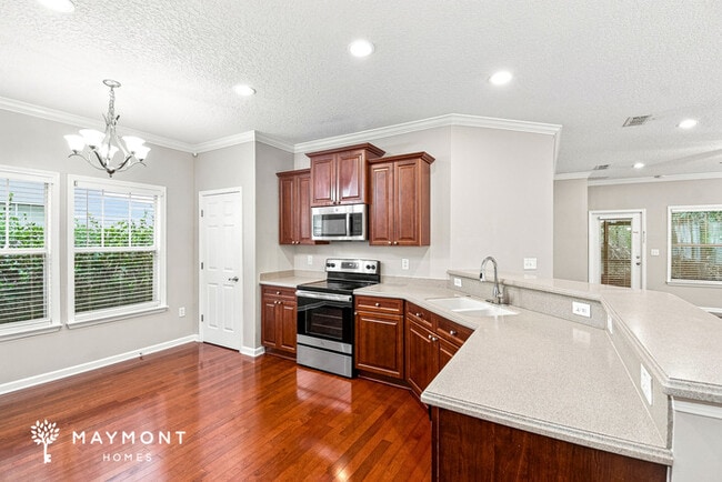 Photo - 6311 Devonhurst Dr