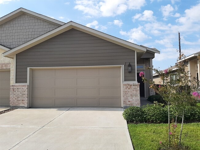 Building Photo - 9881 Grosbeak Ln Rental