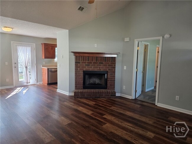 Photo - 103 Reese Way