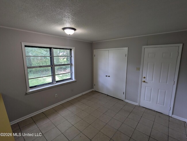 Photo - 2905 Brook Cove