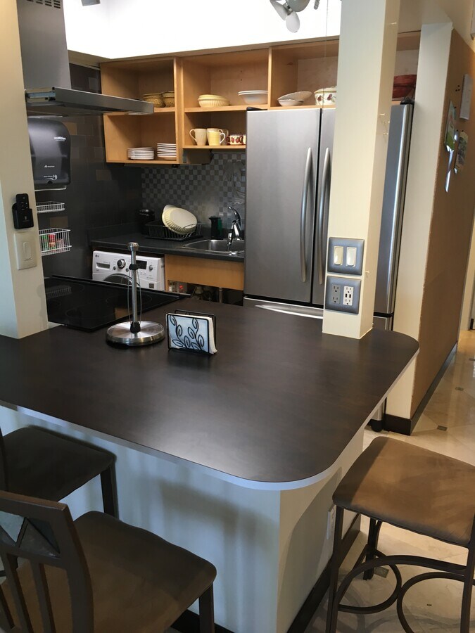 Kitchen - 3212 SE 8th St Unit B25