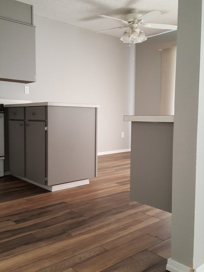 Photo - 303 Gage Blvd