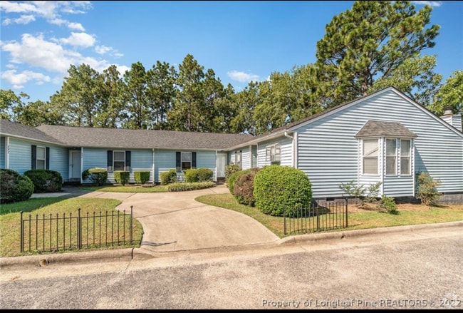 Building Photo - 596 Countrytown Dr Rental