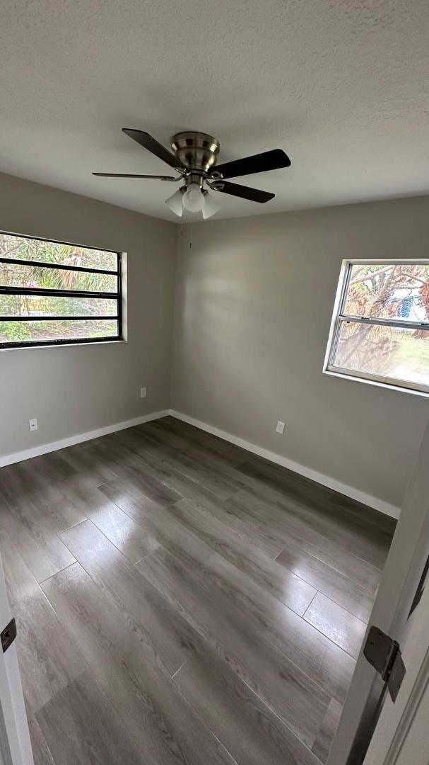 Photo - 1121 Dunbar Ave