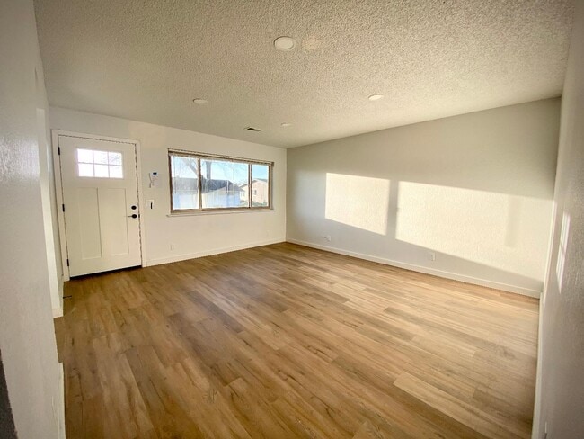 Photo - 3051 Hazel Ave