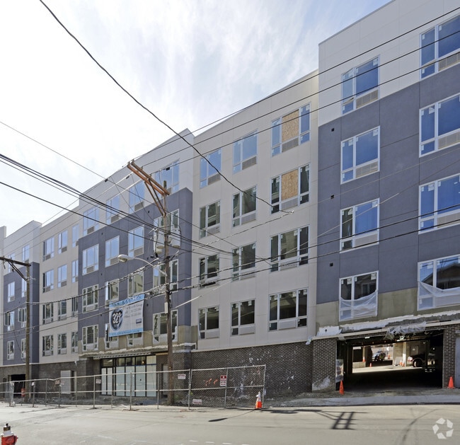 Photo - Solo West New York