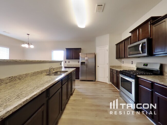 Photo - 1498 Turning Leaf Ln