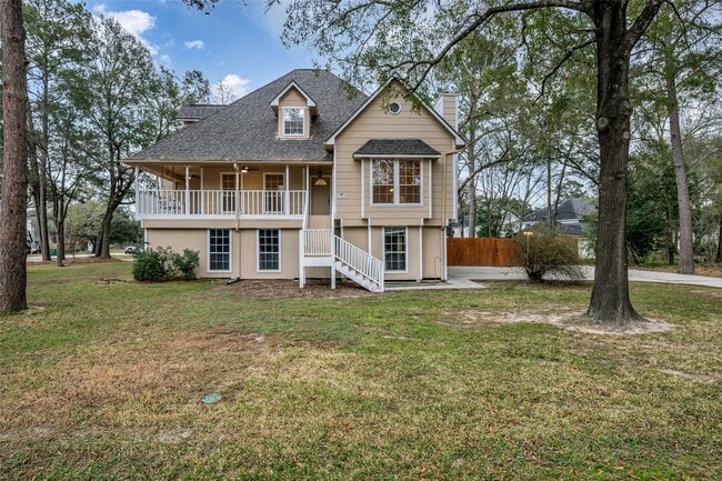 Building Photo - 701 Ravensworth Dr