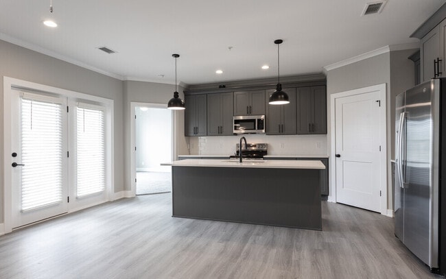East Pointe Luxury Apartments