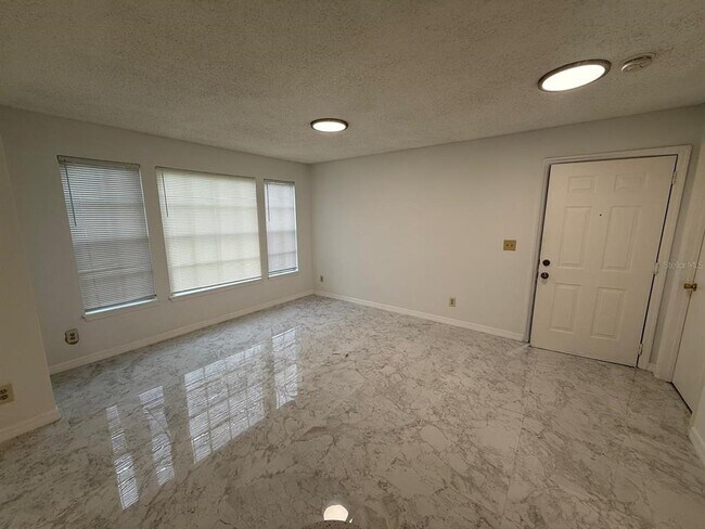 Photo - 1089 S Hiawassee Rd Unit 314