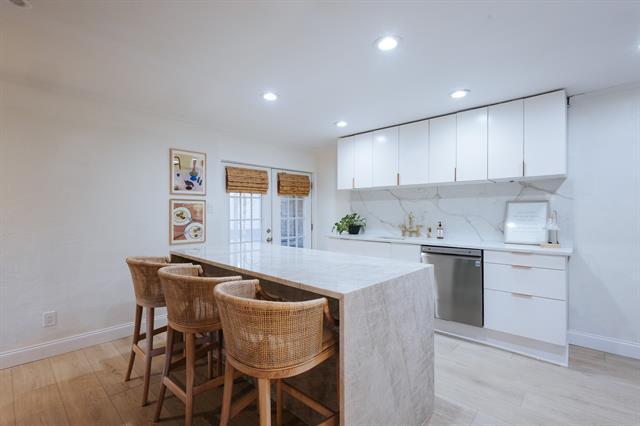 Photo - 5916 Birchbrook Dr Unit 228