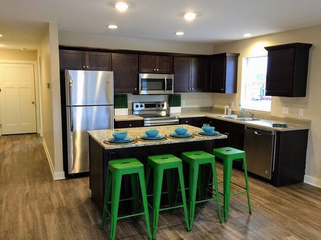 Photo - Quarters East Lansing Cottages