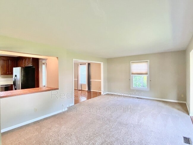 Photo - 203 Monty Manor