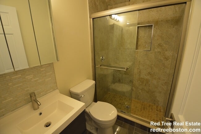 Photo - 1801 Beacon St Unit 2