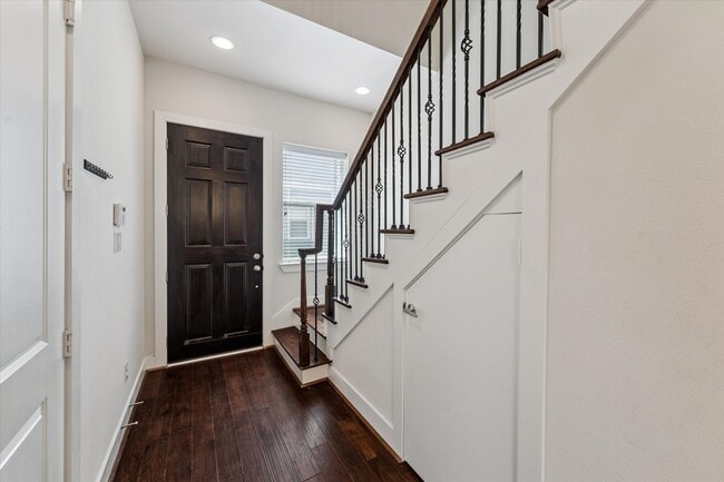 Photo - 1815 Crestdale Dr