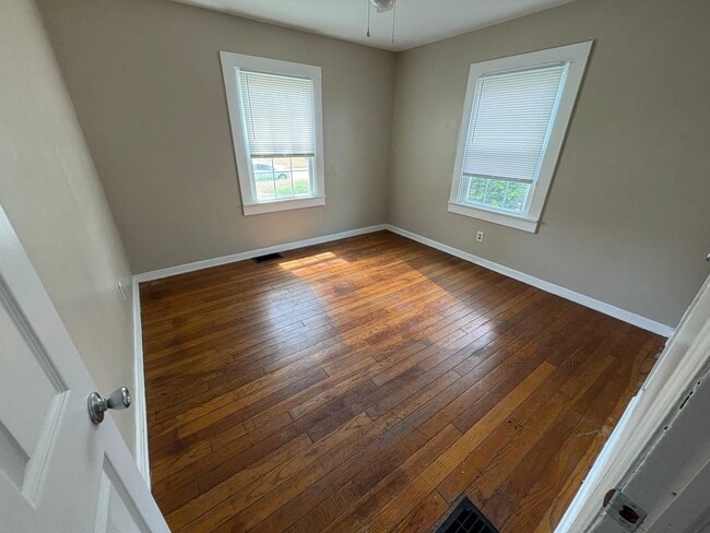 Photo - 1028 E 19th Ave