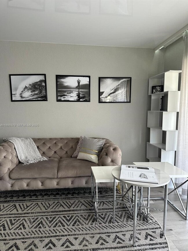 Photo - 20201 NE 29th Ct Unit D335