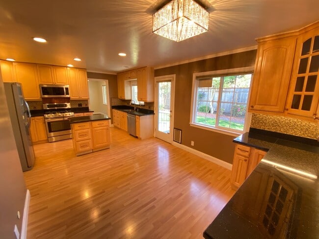 Photo - 3 Bed 2 Bath Single Family Home In Hayward
