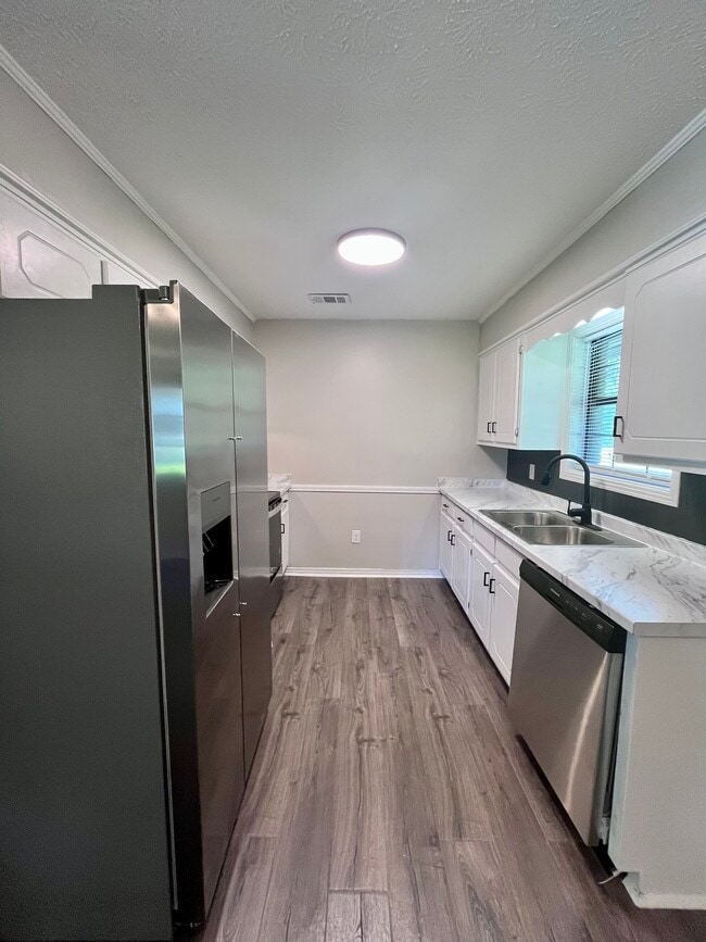 Photo - 68 Military Chapel Ln