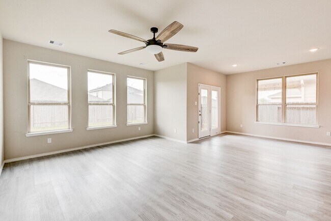 Photo - 3Bed 2Bath Beautiful Home!