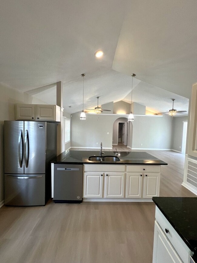 Photo - SUNCOURT VILLAS